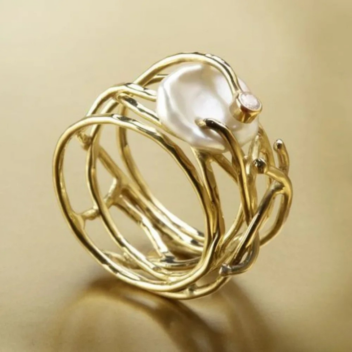Retro Pearl Gold Ring
