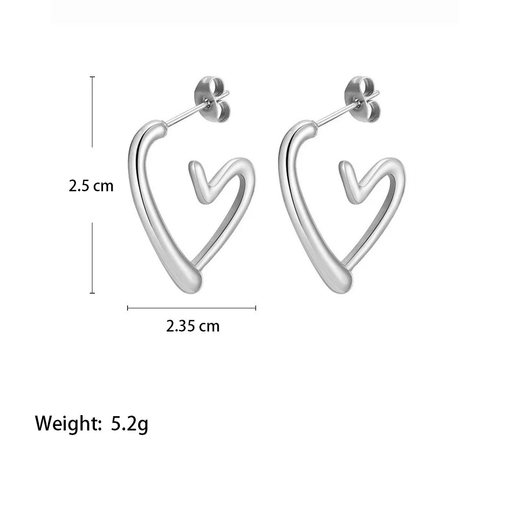 Elegant Heart-Shaped Rose Gold  Earrings