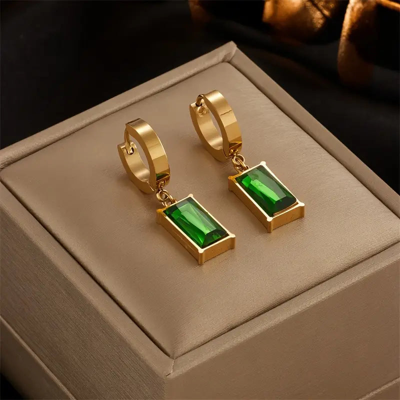 Elegant Iselotte Verdain Gold Jewellery Set