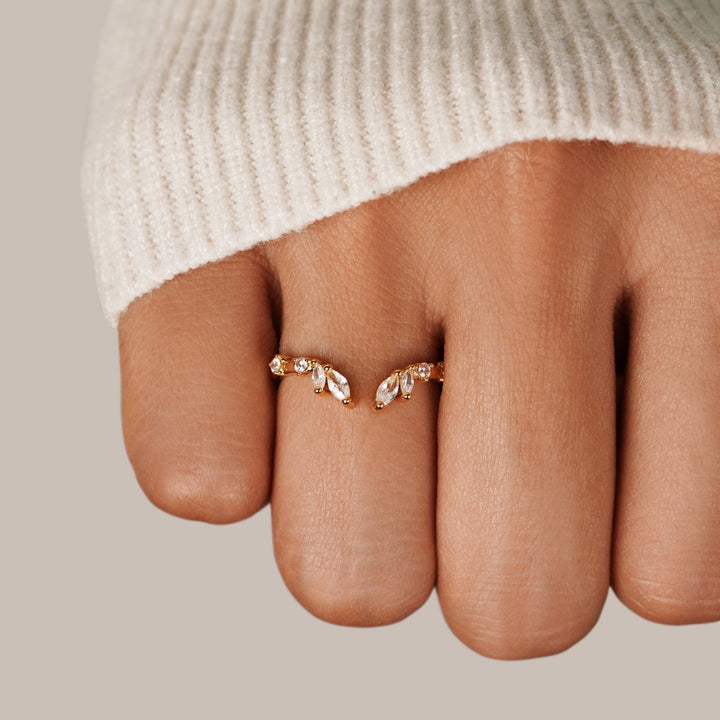 Peace - Crystal Gold Vine Ring