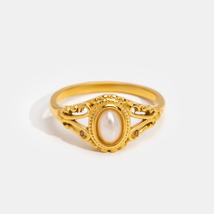 Royal - Vintage Pearl Ring